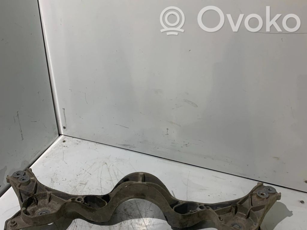 BMW X3 E83 Rear differential/diff mount bracket 
