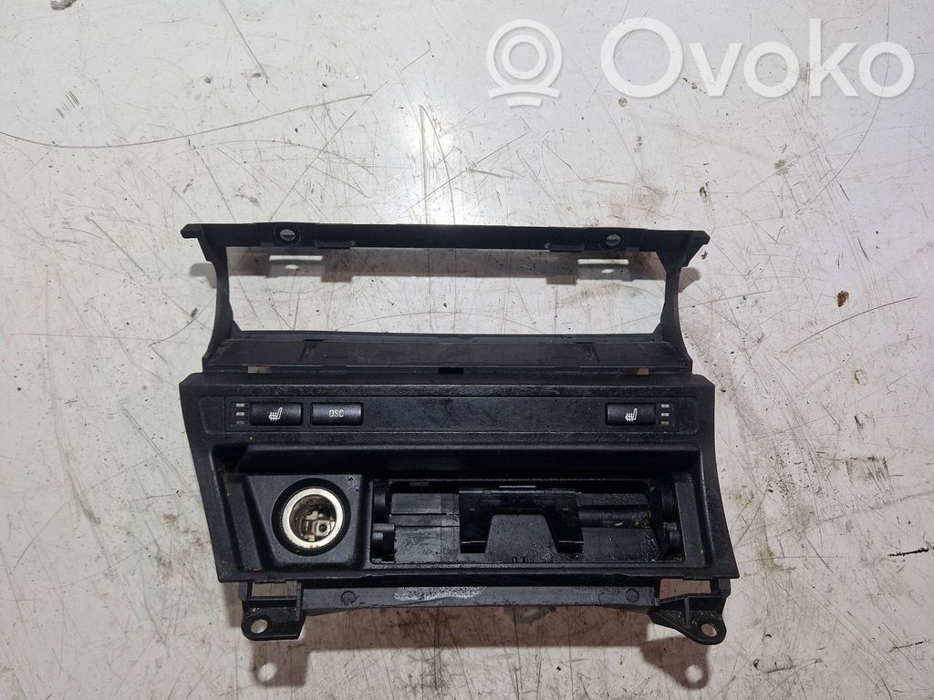 BMW 3 E46 Cita veida paneļa detaļa 