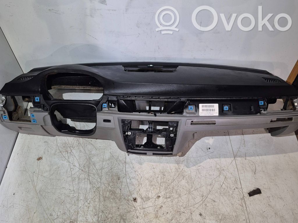 BMW 3 E90 E91 Dashboard 