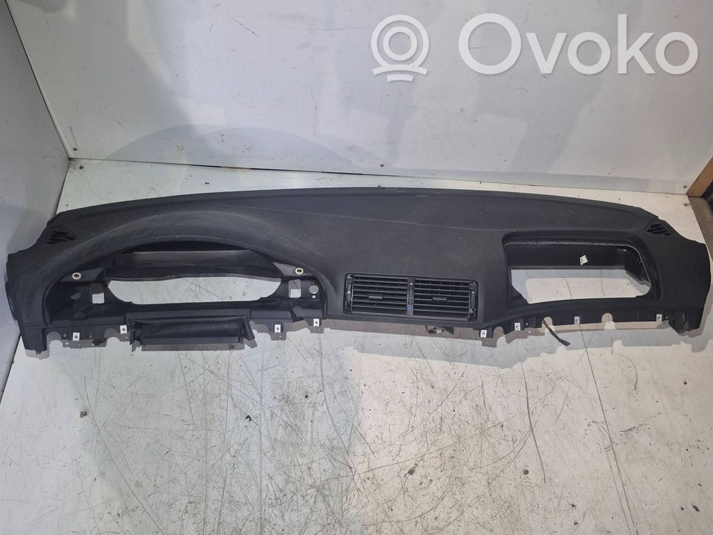 Dashboard   8159750