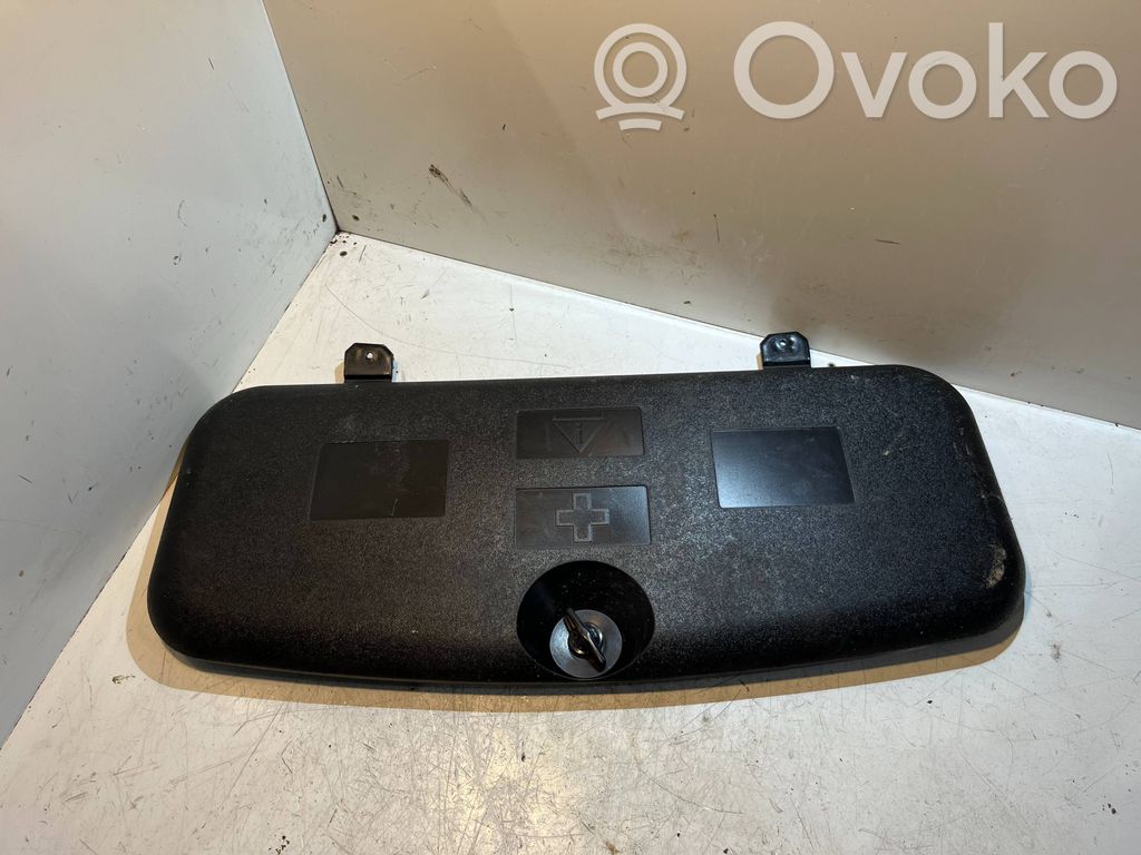 BMW 5 E60 E61 Tool box 