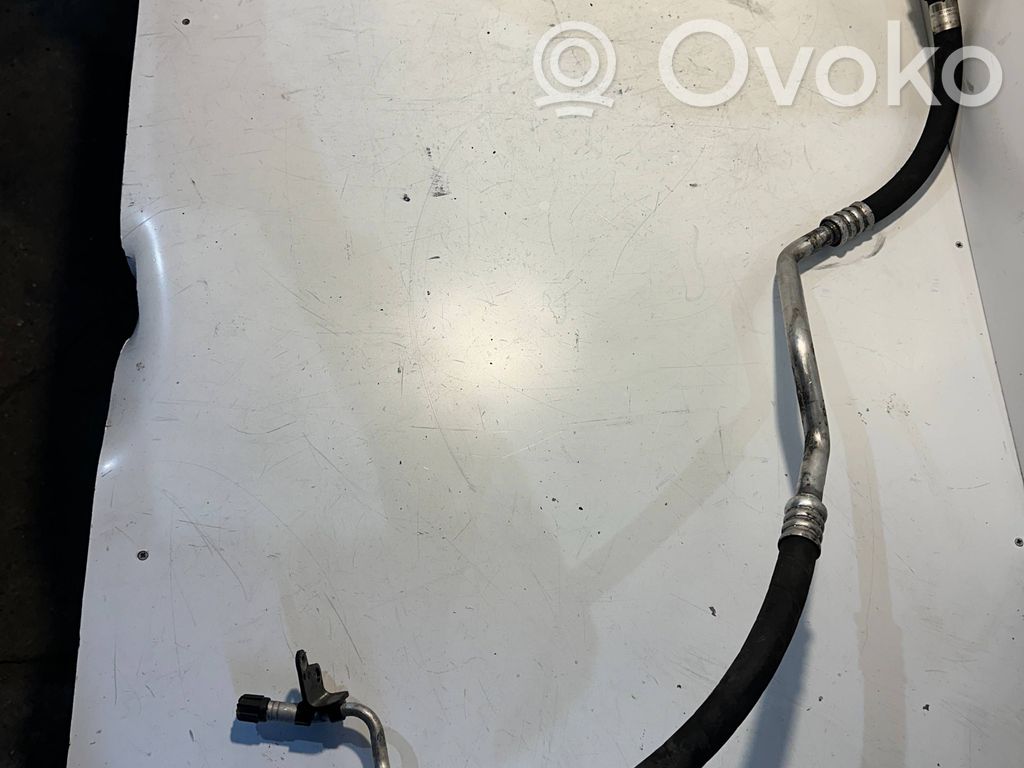 BMW 3 E90 E91 Air conditioning (A/C) pipe/hose 