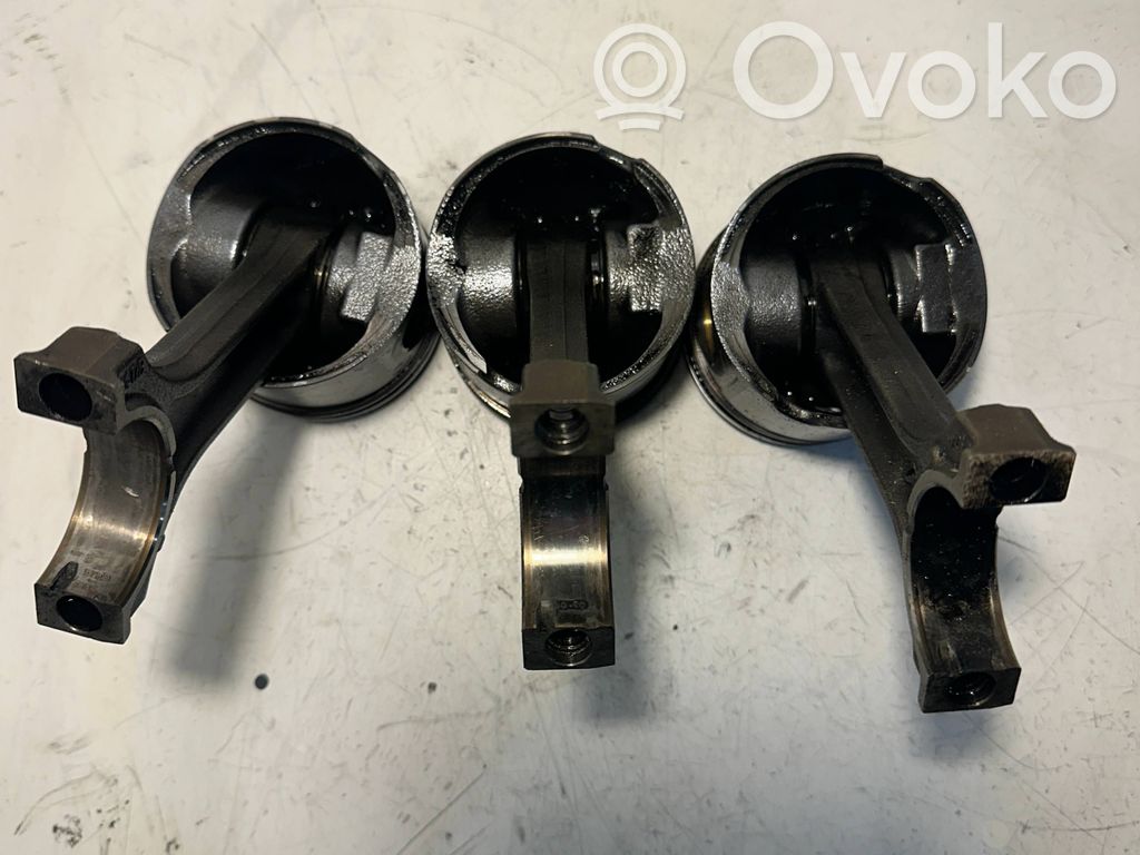 BMW 3 E46 Piston 