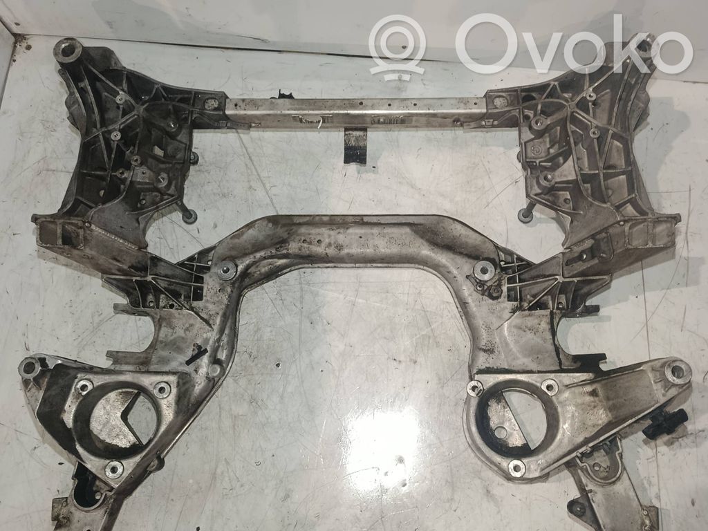 BMW 5 F10 F11 Rama pomocnicza przednia 