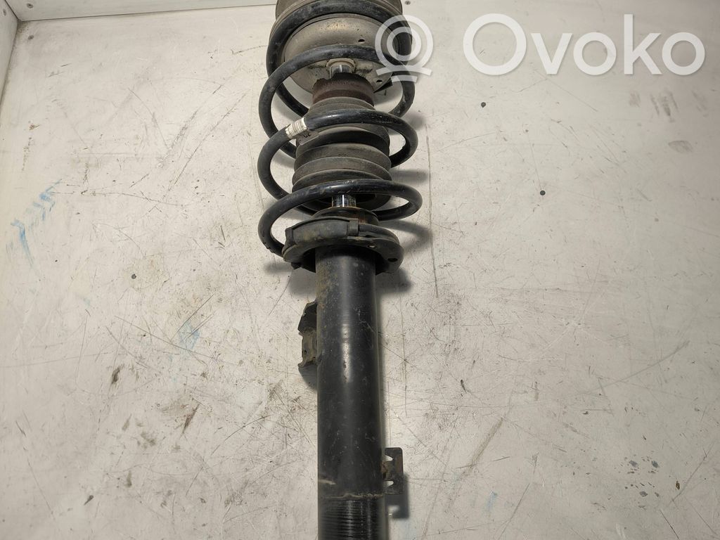 BMW 3 E92 E93 Etuiskunvaimennin kierrejousella 