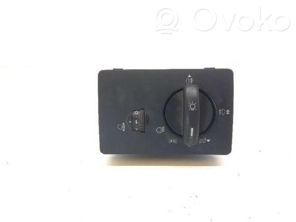 Light switch   7M5T13A024LA,CONMUTADOR