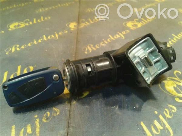 Fiat Stilo Užvedimo spynelė 