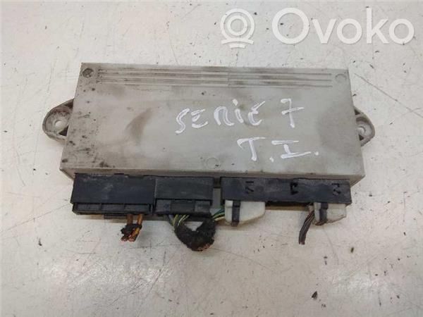 Unidad de control/módulo ECU del motor   61356929176,PUERTTRASEIZQUI
