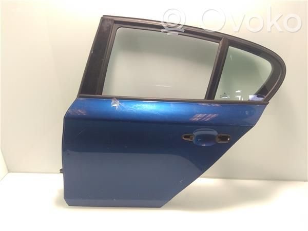 Puerta trasera   AZUL,CONCERRADURA