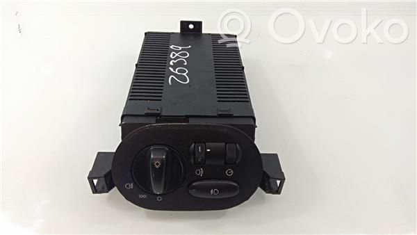 Light switch   86956052
