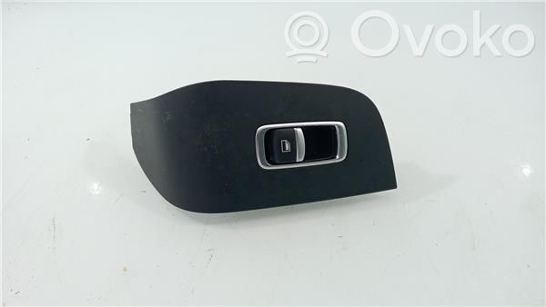 Electric window control switch   10479300,LSJA24U97PN107606