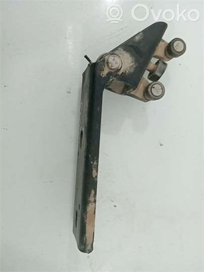 Nissan Primastar Guía inferior de puerta corredera 