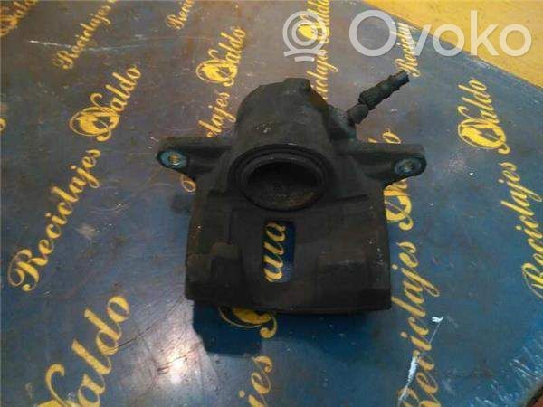 Peugeot 207 Zacisk hamulcowy przedni 