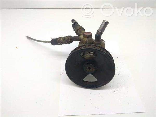 Nissan Almera N16 Pompe direction assistée