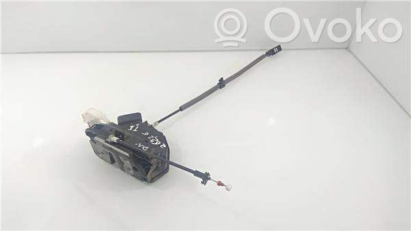 Ford Focus C-MAX Takaoven lukko 
