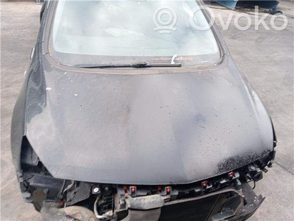 Opel Astra H Konepelti