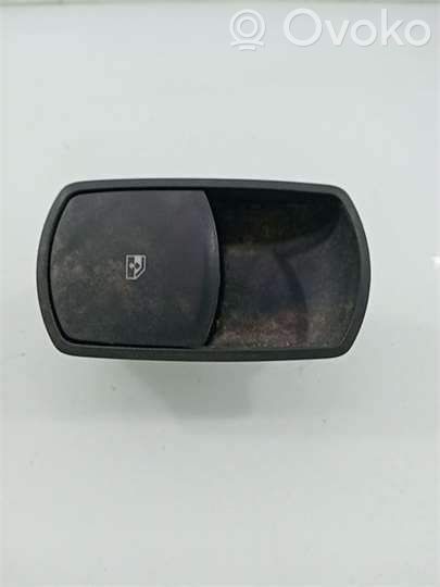 Opel Corsa D Przyciski szyb 