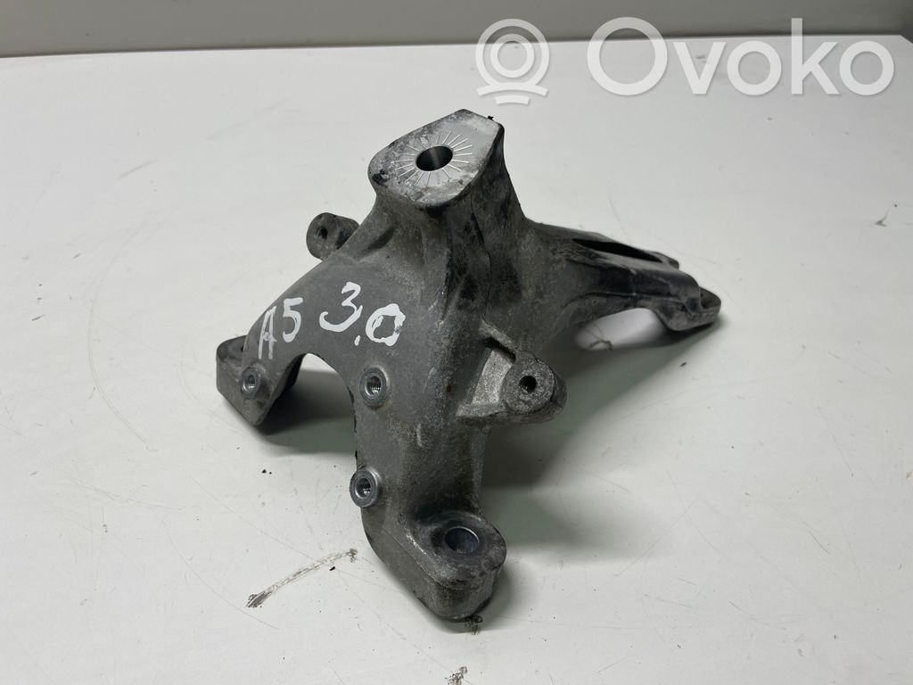 Audi A5 Sportback 8TA Engine mounting bracket 
