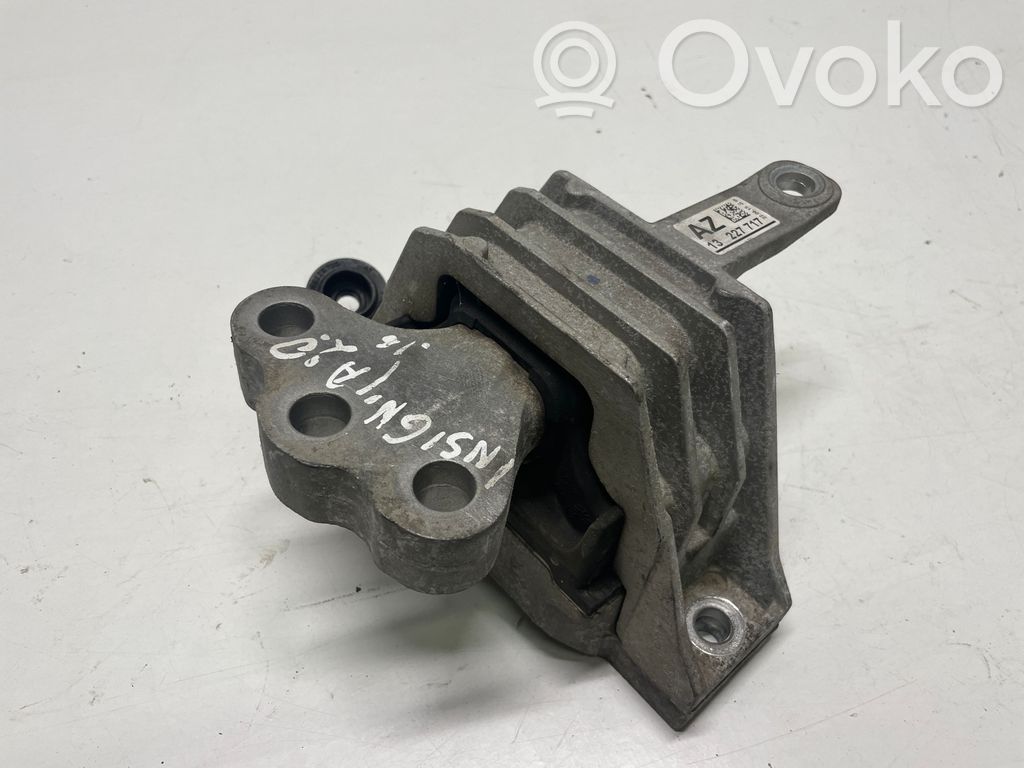 Engine mount bracket   13227717
