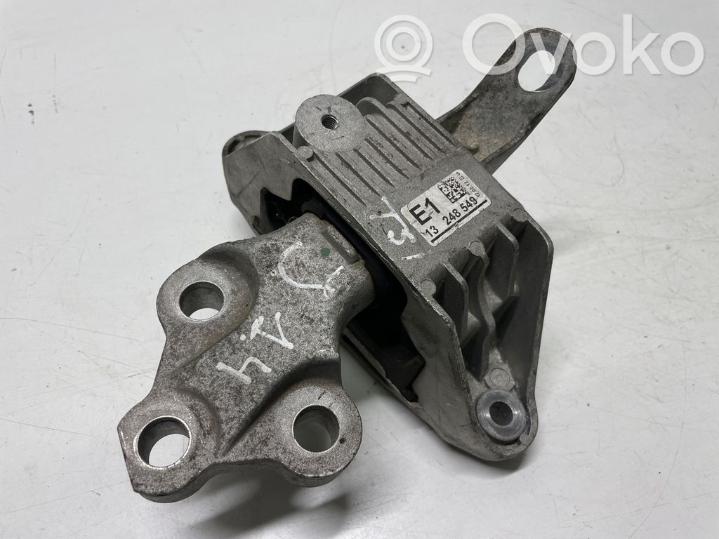 Opel Astra J Engine mount bracket 