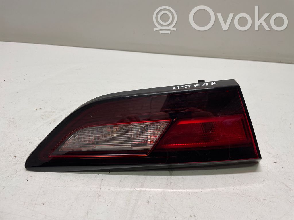 Opel Astra K Takaluukun takavalot 