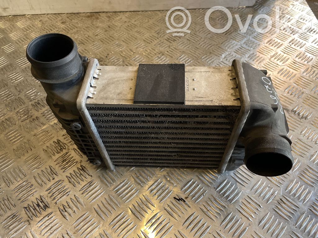 Audi A6 S6 C6 4F Interkūlerio radiatorius 