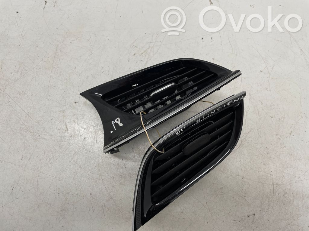 Opel Insignia B Grilă ventilație/ramă laterală bord 