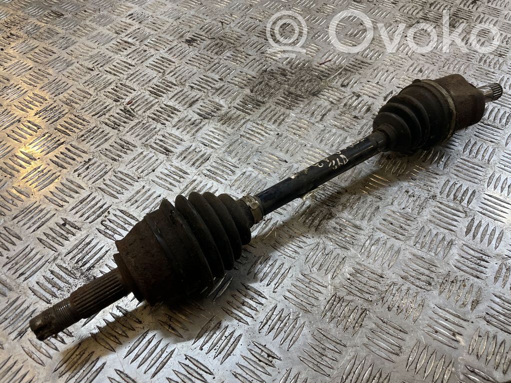 Opel Corsa E Priekinis pusašis 