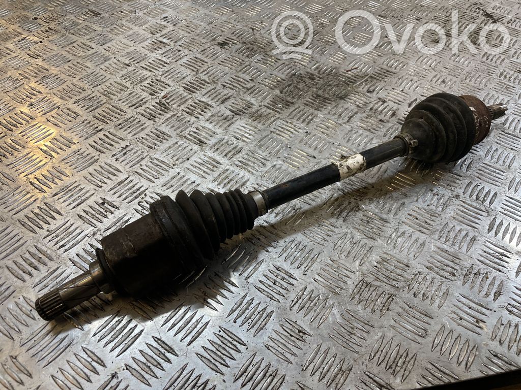 Opel Corsa E Priekinis pusašis 