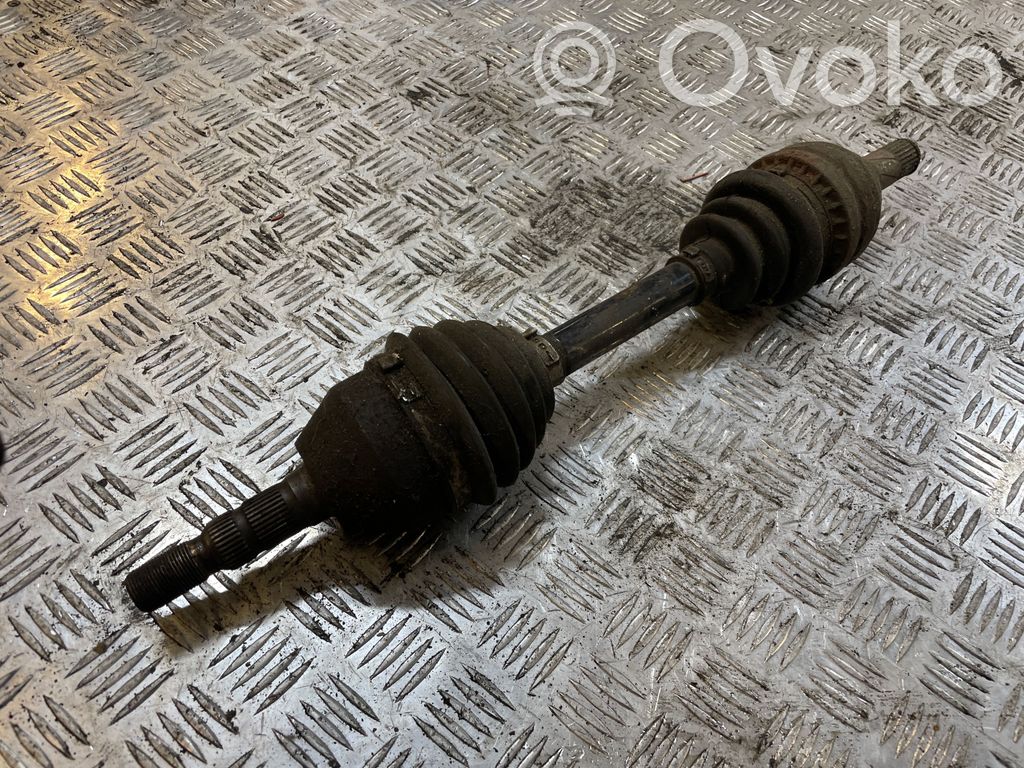 Opel Astra H Półoś przednia 
