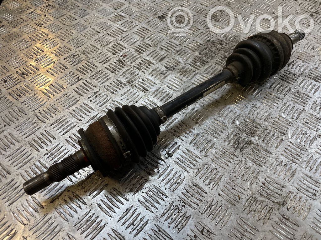Opel Astra J Etuvetoakseli 