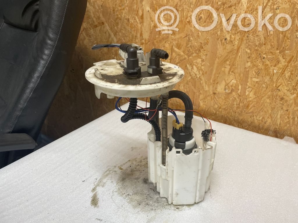 Opel Insignia A Polttoainesäiliön pumppu 