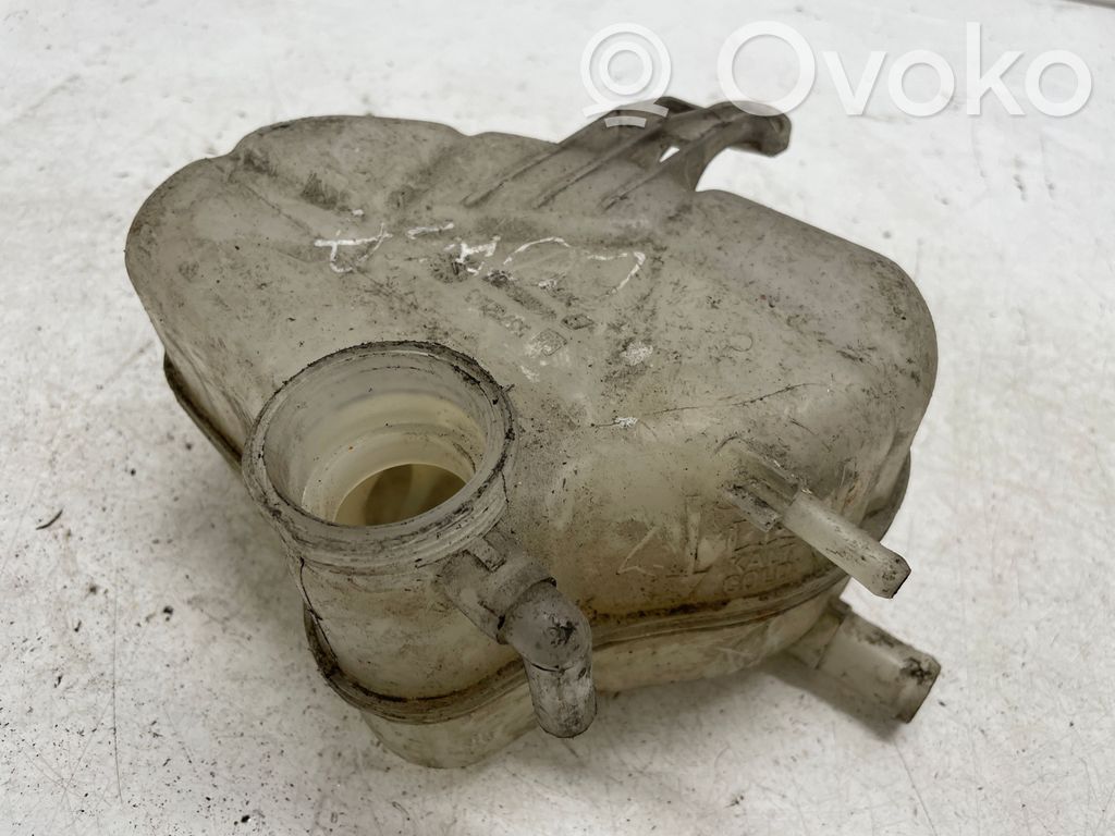 Opel Corsa D Aušinimo skysčio išsiplėtimo bakelis 