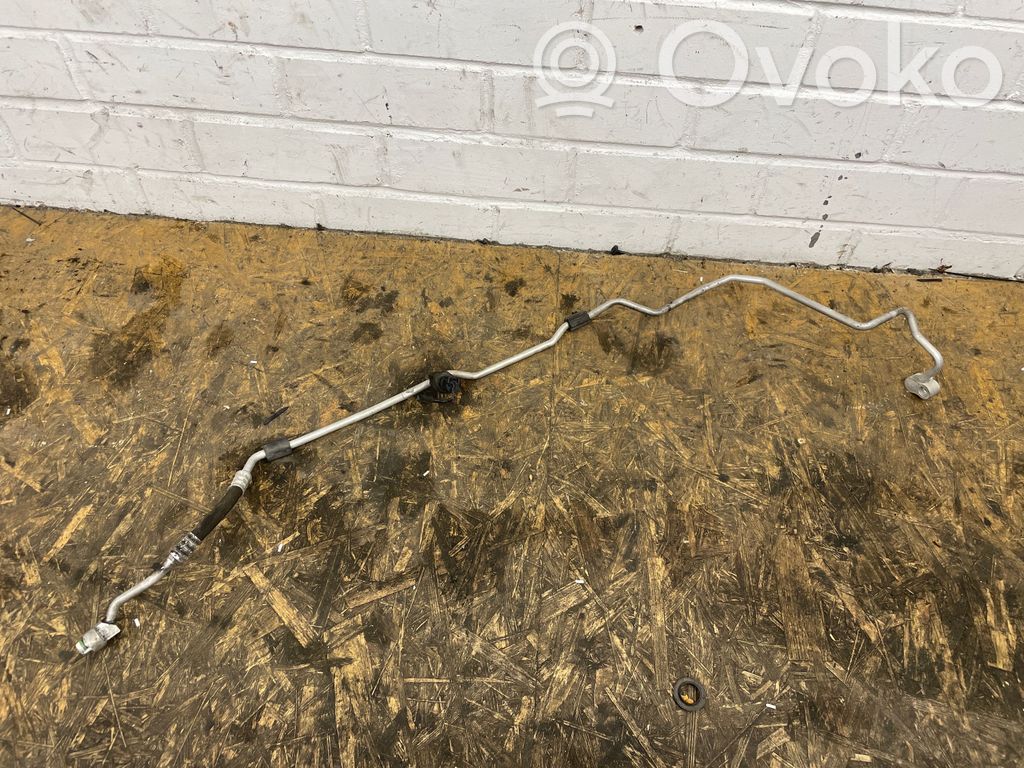 BMW 5 GT F07 Air conditioning (A/C) pipe/hose 
