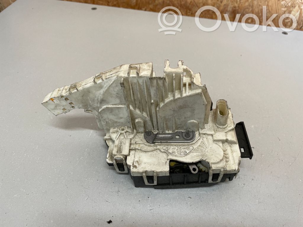 Mercedes-Benz E W212 Zamek drzwi przednich 