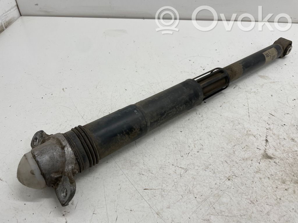 Volkswagen Golf VII Amortyzator tylny 