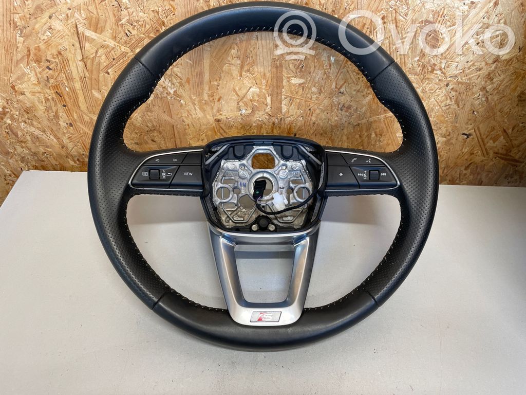 Audi Q3 F3 Ohjauspyörä 