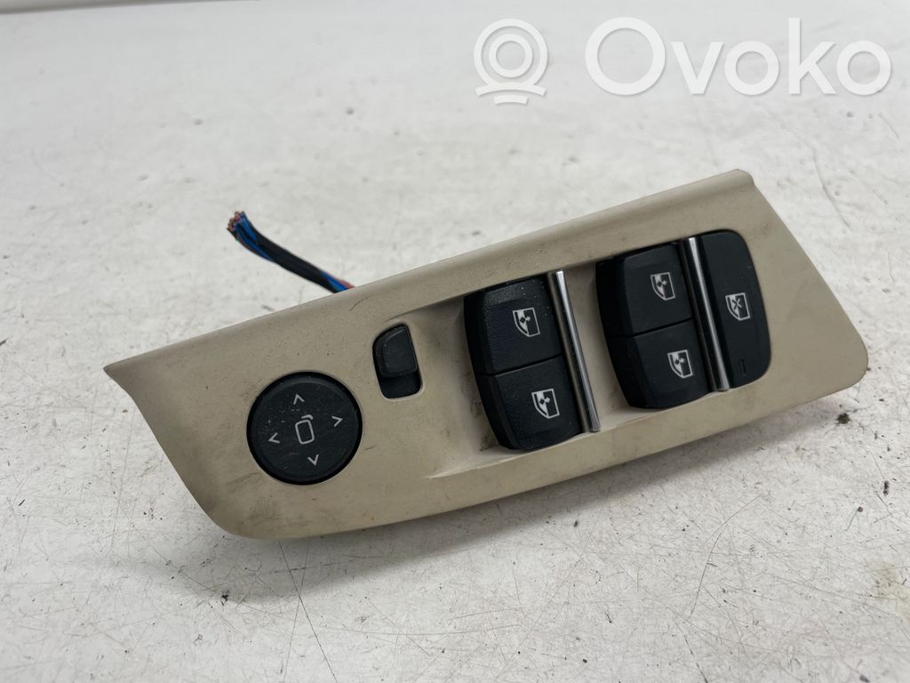 BMW 5 G30 G31 G38 Electric window control switch 