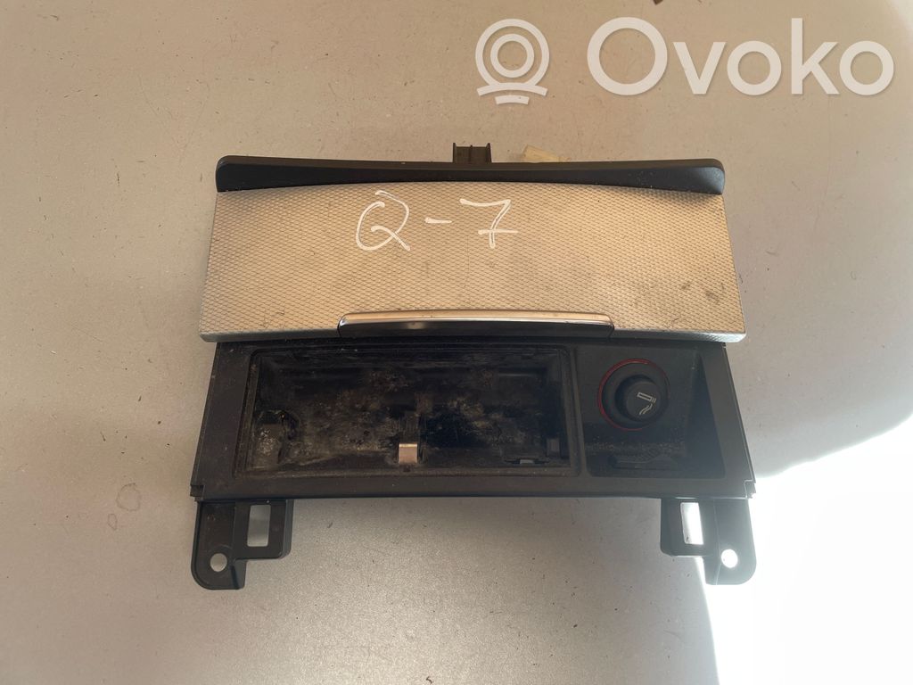 Audi Q7 4L Aschenbecher 