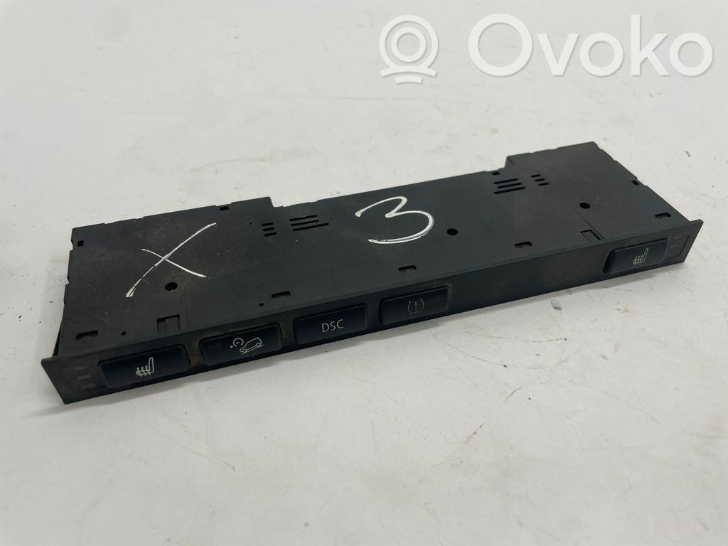BMW X3 E83 Seat heating switch 