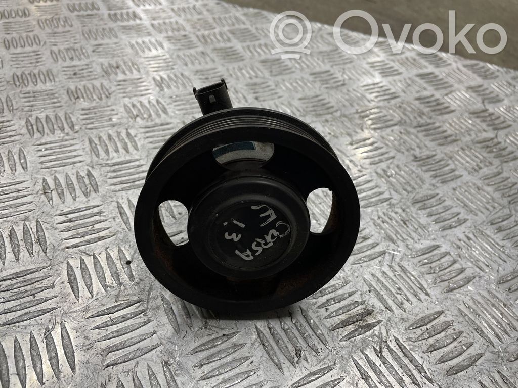 Opel Corsa E Vandens pompa 