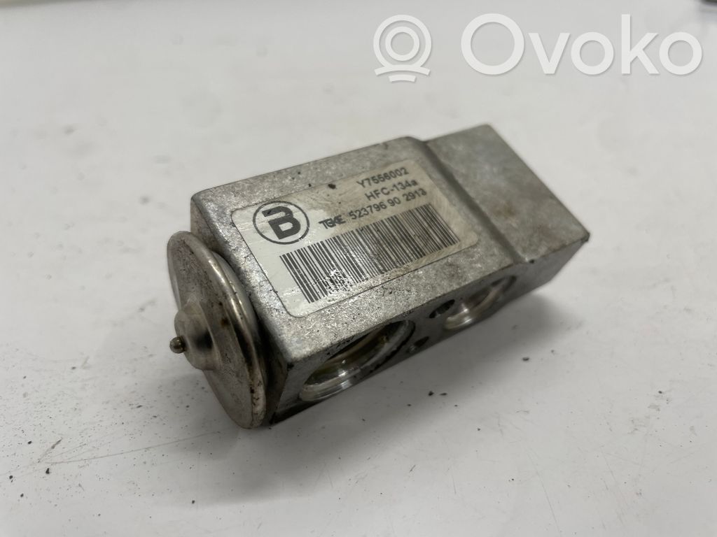 Audi A4 S4 B8 8K Klimaventil Expansionsventil 