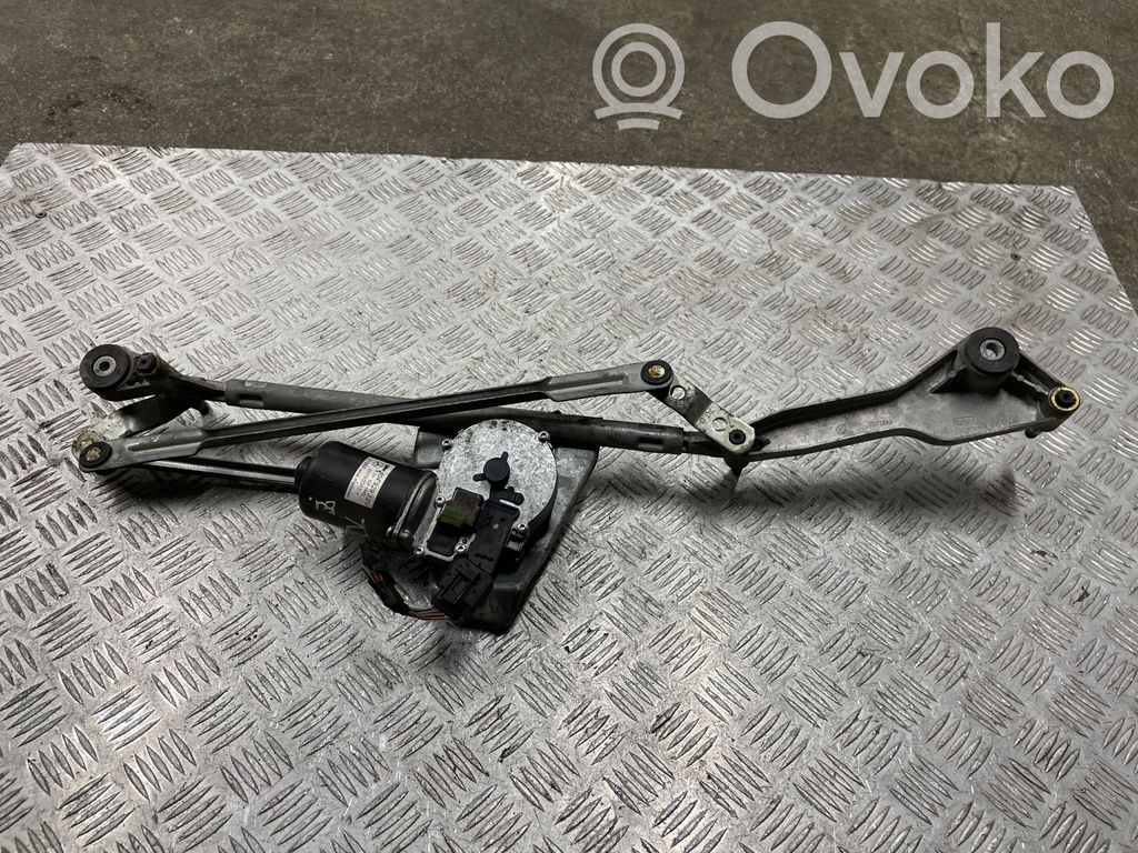 Mechanizm i silniczek wycieraczek szyby przedniej / czołowej   A2518201442