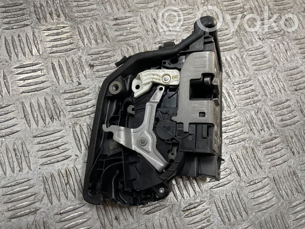 BMW X3 G01 Zamek drzwi tylnych 