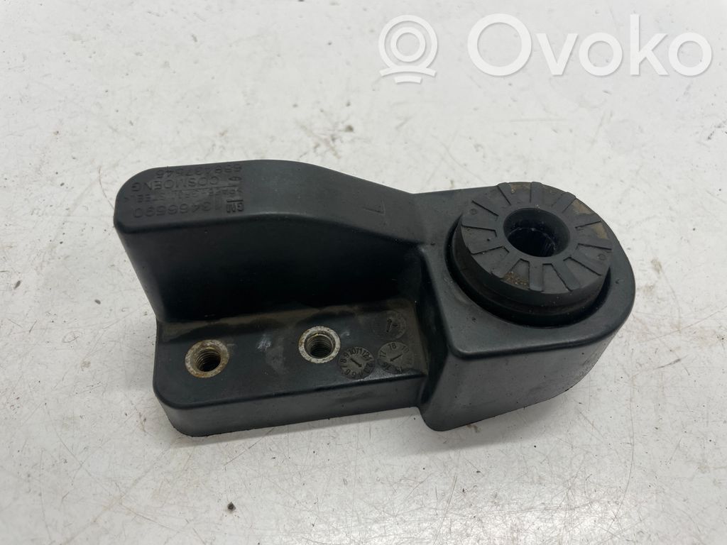 Radiator support slam panel bracket   13466590