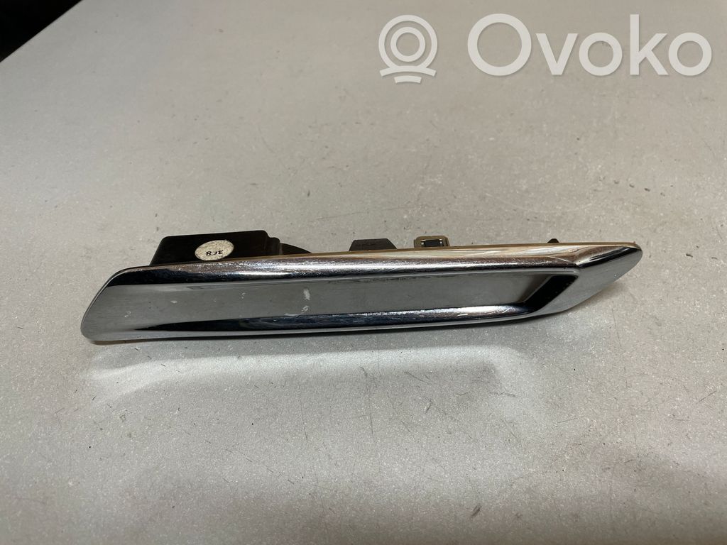 BMW 5 F10 F11 Kierunkowskaz błotnika przedniego 