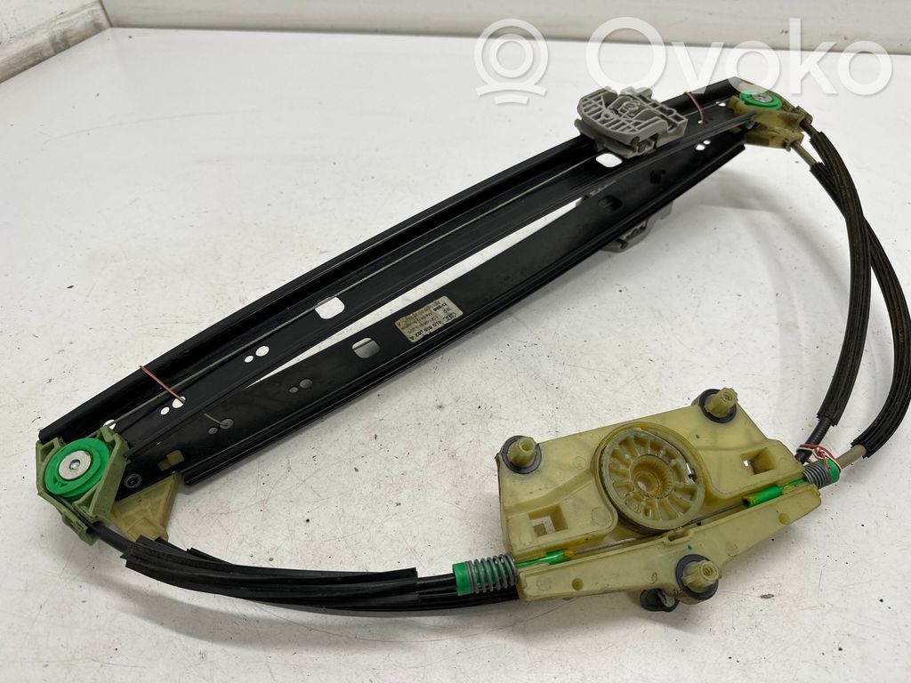 Audi Q7 4L Mechanizm podnoszenia szyby tylnej bez silnika 