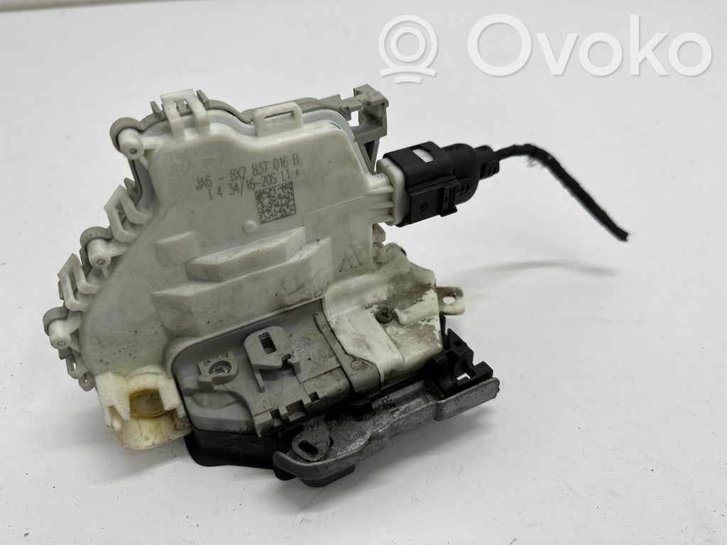 Audi A3 S3 8V Priekšpusē slēdzene 