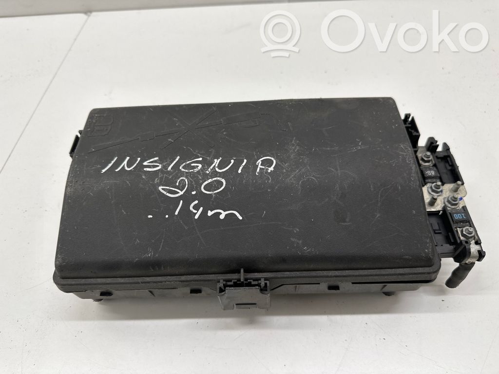 Opel Insignia A Fuse box set 
