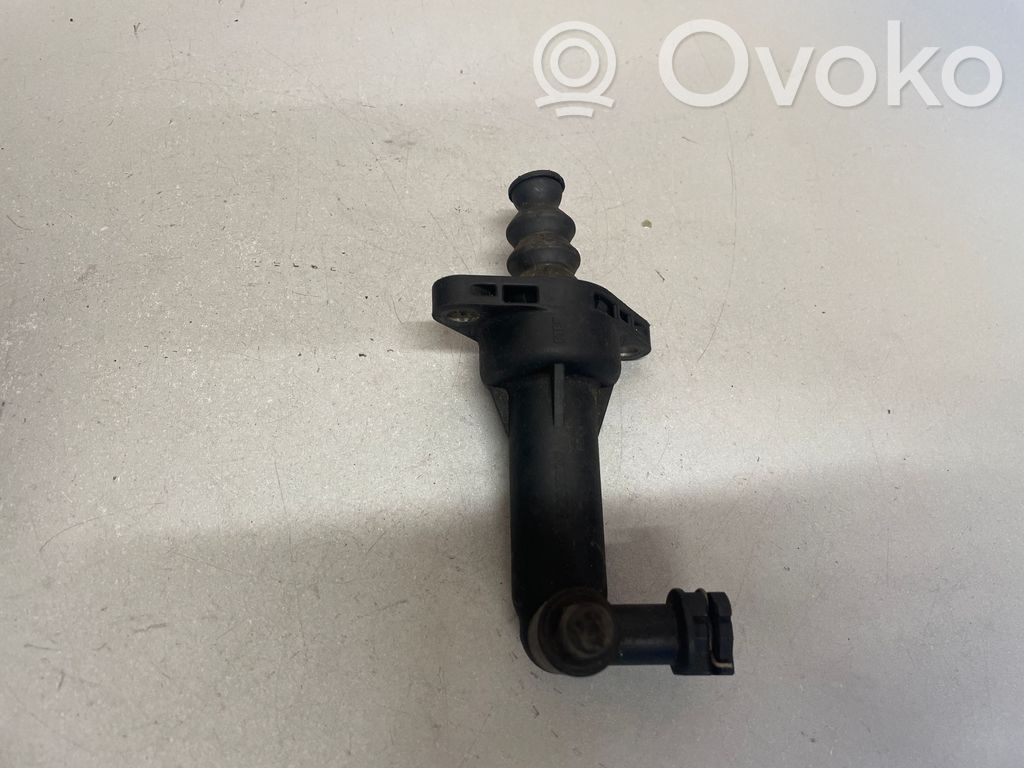 Volkswagen Golf VII Kytkimen apusylinteri 